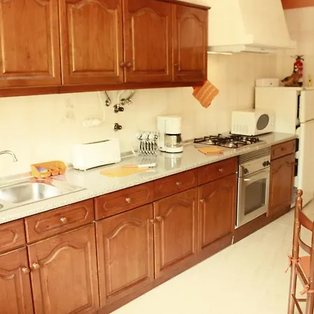 Atlantida Guest house