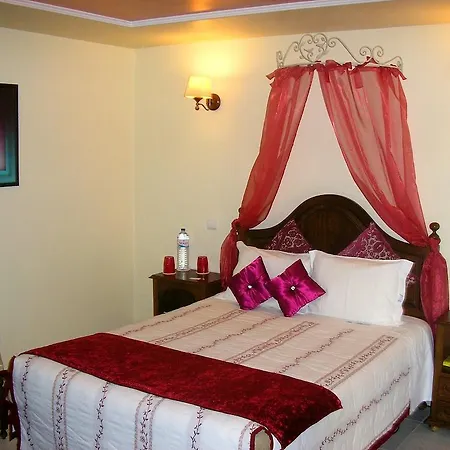 ゲストハウス Atlantida