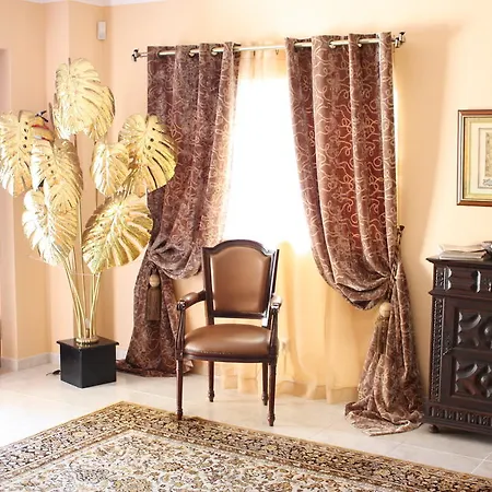 Atlantida Guest house