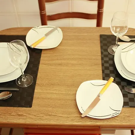 Atlantida Guest house *