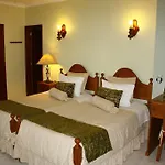 בית הארחה Atlantida 4*